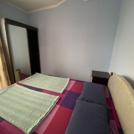 Apartment On Luka Asatiani 2 Batumi Esterno foto