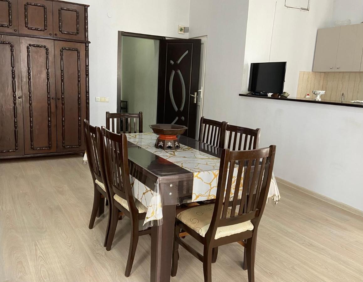 Apartment On Luka Asatiani 2 Batumi Esterno foto