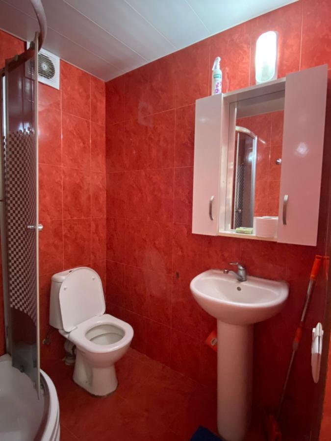 Apartment On Luka Asatiani 2 Batumi Esterno foto